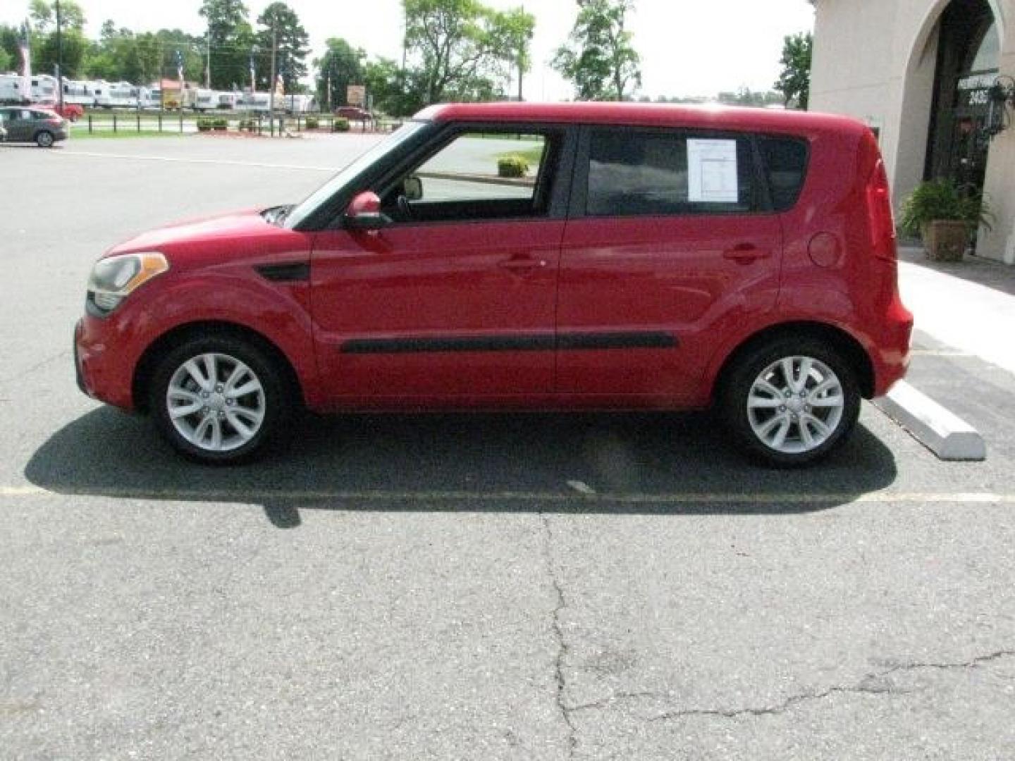 2012 Red Kia Soul + (KNDJT2A61C7) with an 2L I-4 DOHC engine, Automatic transmission, located at 2443 Albert Pike, Hot Springs, AR, 71913, (501) 623-6255, 34.492222, -93.109993- Photo#4