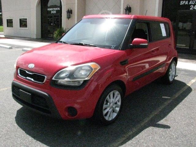 2012 Red Kia Soul + (KNDJT2A61C7) with an 2L I-4 DOHC engine, Automatic transmission, located at 2443 Albert Pike, Hot Springs, AR, 71913, (501) 623-6255, 34.492222, -93.109993- Photo#5