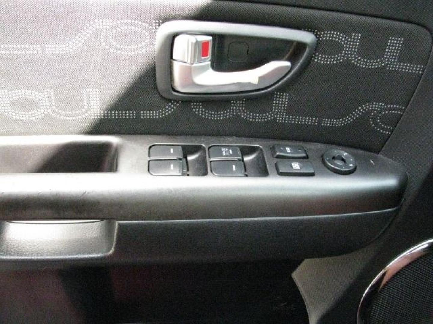 2012 Red Kia Soul + (KNDJT2A61C7) with an 2L I-4 DOHC engine, Automatic transmission, located at 2443 Albert Pike, Hot Springs, AR, 71913, (501) 623-6255, 34.492222, -93.109993- Photo#10