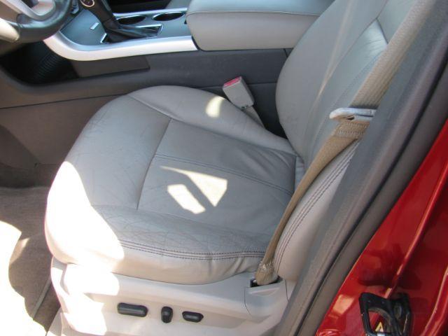 2013 maroon Ford Edge SEL FWD (2FMDK3JCXDB) with an 3.5L V6 DOHC 24V engine, 6-Speed Automatic transmission, located at 2443 Albert Pike, Hot Springs, AR, 71913, (501) 623-6255, 34.492222, -93.109993 - Photo#8