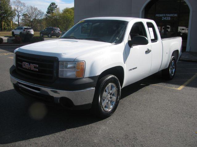 photo of 2013 GMC SIERRA PICKUP TRUCK