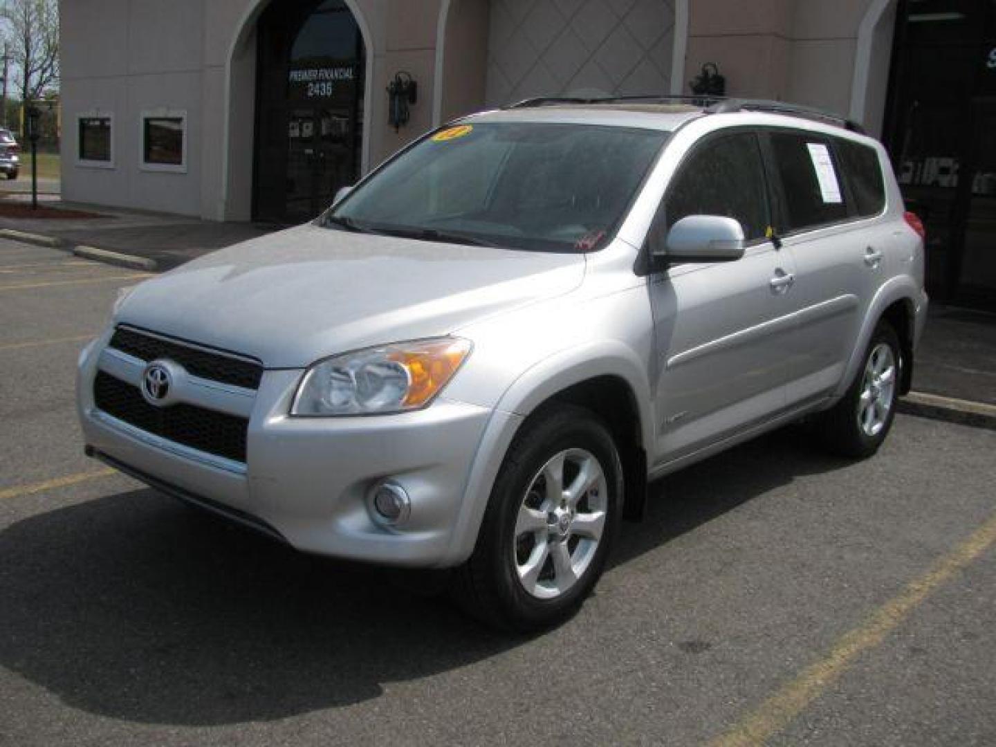 2012 Silver Toyota RAV4 Limited I4 2WD (2T3YF4DV4CW) with an 2.4L L4 DOHC 16V engine, 4-Speed Automatic transmission, located at 2443 Albert Pike, Hot Springs, AR, 71913, (501) 623-6255, 34.492222, -93.109993 - Photo#0