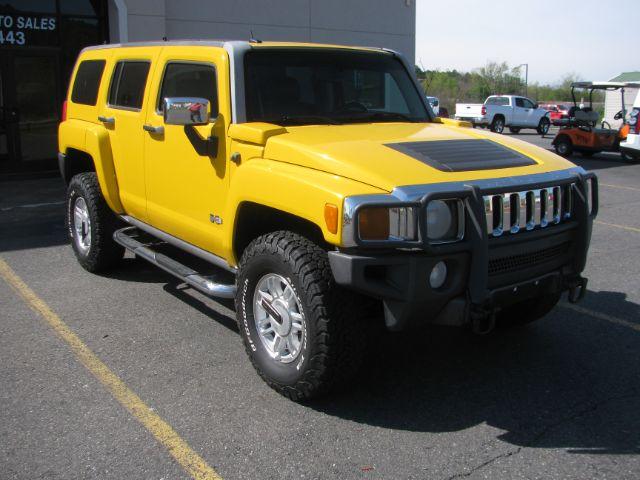 photo of 2006 HUMMER H3 MULTIPURPOSE VEHICL