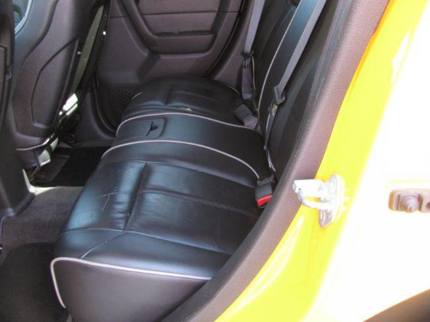 2006 Yellow Hummer H3 Sport Utility (5GTDN136868) with an 3.5L L5 DOHC 20V engine, located at 2443 Albert Pike, Hot Springs, AR, 71913, (501) 623-6255, 34.492222, -93.109993 - ALL LISTED FEATURES MAY NOT BE AVAILABLE!!! - Photo#7
