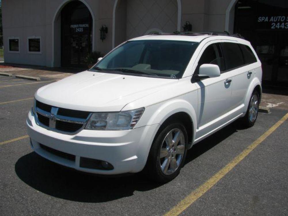 2009 WHITE Dodge Journey RT (3D4GG67V89T) with an 3.5L V6 SOHC 24V engine, 6-Speed Automatic transmission, located at 2443 Albert Pike, Hot Springs, AR, 71913, (501) 623-6255, 34.492222, -93.109993 - Photo #0