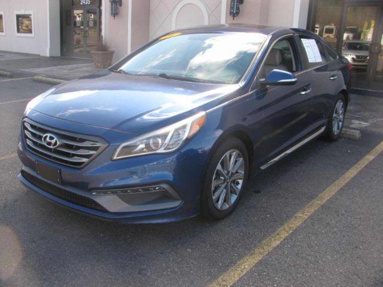 2016 Blue Hyundai Sonata Sport (5NPE34AF7GH) with an 2.4L L4 DOHC 16V engine, 6-Speed Automatic transmission, located at 2443 Albert Pike, Hot Springs, AR, 71913, (501) 623-6255, 34.492222, -93.109993 - Photo #5