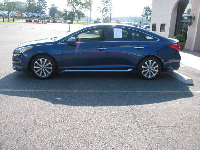 2016 Blue Hyundai Sonata Sport (5NPE34AF7GH) with an 2.4L L4 DOHC 16V engine, 6-Speed Automatic transmission, located at 2443 Albert Pike, Hot Springs, AR, 71913, (501) 623-6255, 34.492222, -93.109993 - Photo#1