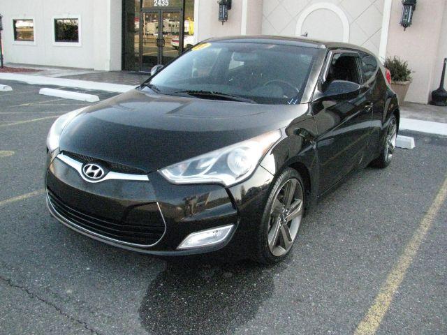 photo of 2013 Hyundai Veloster