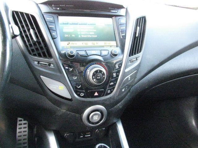 2013 Black Hyundai Veloster Base (KMHTC6AD1DU) with an 1.6L L4 DOHC 16V engine, 6-Speed Automatic transmission, located at 2443 Albert Pike, Hot Springs, AR, 71913, (501) 623-6255, 34.492222, -93.109993 - Photo#8