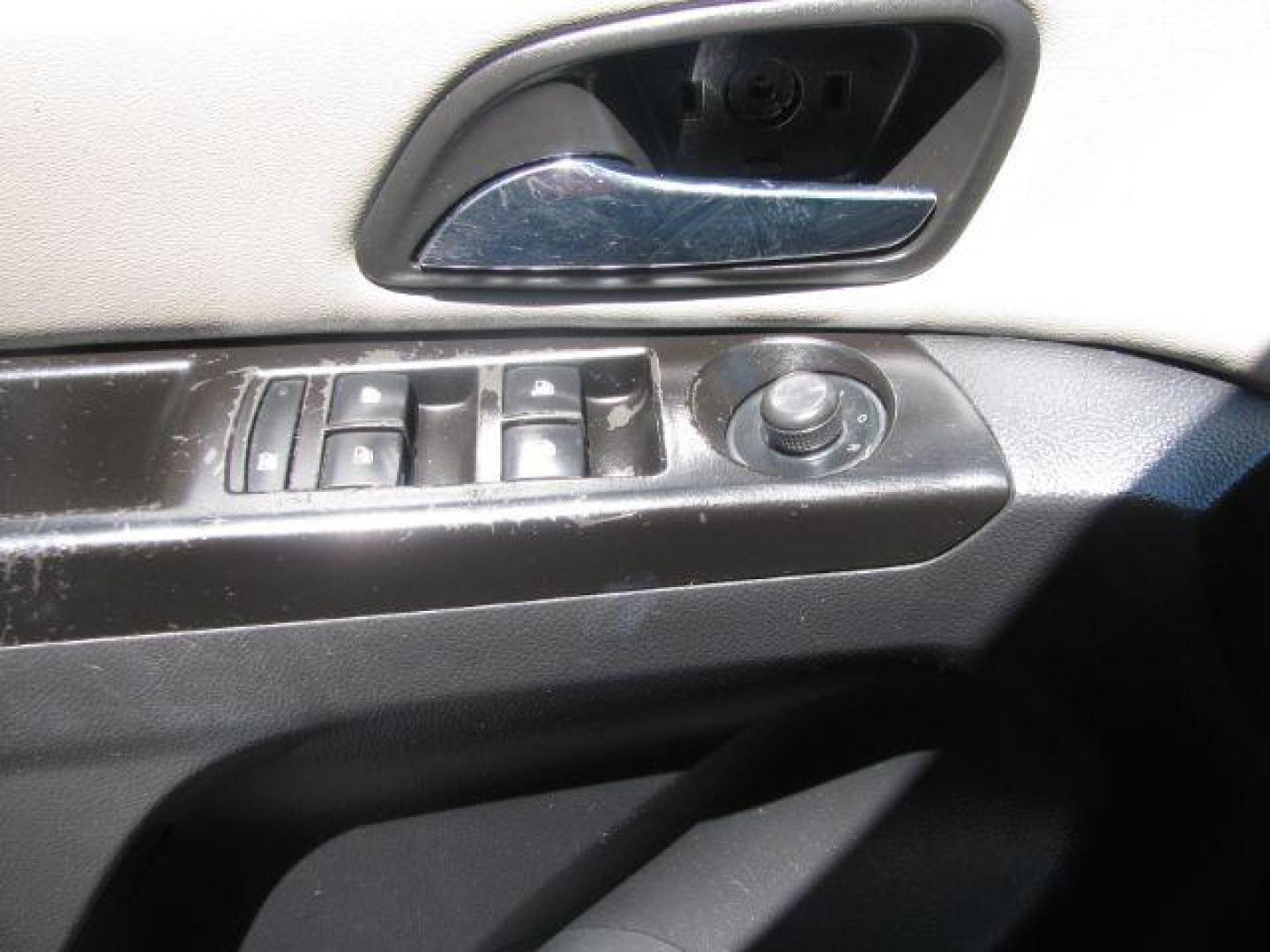 2014 Gray Chevrolet Cruze LS Auto (1G1PA5SH3E7) with an 1.8L L4 DOHC 16V FFV engine, 6-Speed Automatic transmission, located at 2443 Albert Pike, Hot Springs, AR, 71913, (501) 623-6255, 34.492222, -93.109993 - PRICE $10,995 DOWN $995 PAYMENTS $150 EVERY TWO WEEKS ($325 MONTHLY) INTEREST RATE 9.9% TERM 36 MONTHS W.A.C. - Photo#10