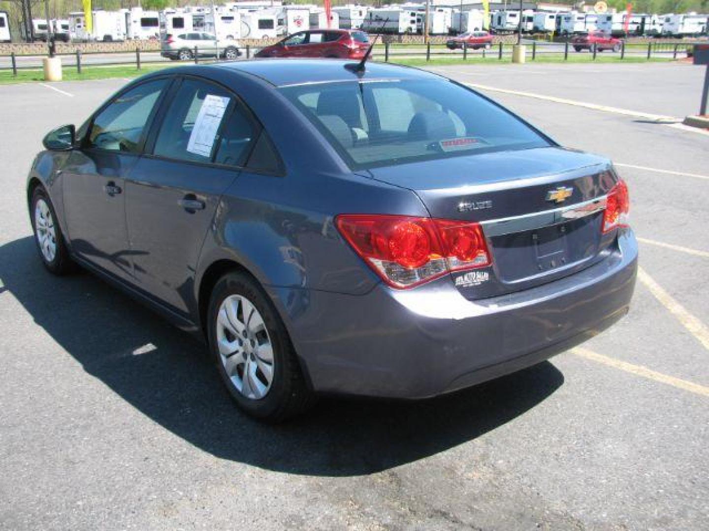 2014 Gray Chevrolet Cruze LS Auto (1G1PA5SH3E7) with an 1.8L L4 DOHC 16V FFV engine, 6-Speed Automatic transmission, located at 2443 Albert Pike, Hot Springs, AR, 71913, (501) 623-6255, 34.492222, -93.109993 - PRICE $10,995 DOWN $995 PAYMENTS $150 EVERY TWO WEEKS ($325 MONTHLY) INTEREST RATE 9.9% TERM 36 MONTHS W.A.C. - Photo#3