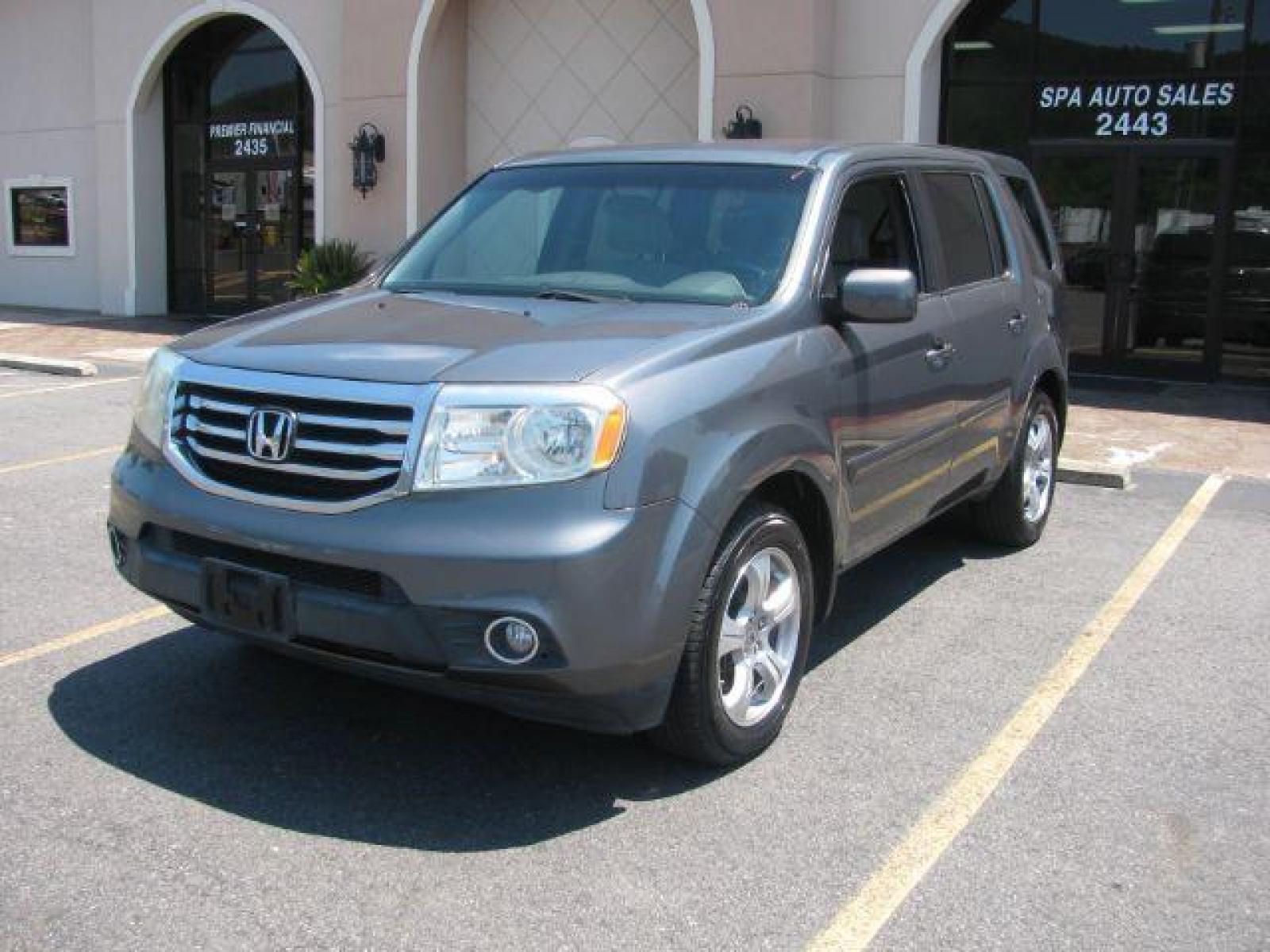 2012 Gray Honda Pilot EX 4WD 5-Spd AT (5FNYF4H41CB) with an 3.5L V6 SOHC 24V engine, 5-Speed Automatic transmission, located at 2443 Albert Pike, Hot Springs, AR, 71913, (501) 623-6255, 34.492222, -93.109993 - Photo #0