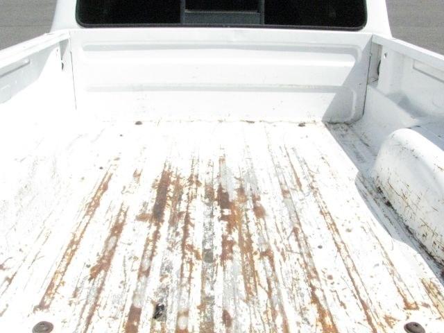 2005 White Ford Ranger Edge SuperCab 2-Door 2WD (1FTYR14U45P) with an 3.0L V6 OHV 12V engine, 5-Speed Automatic transmission, located at 2443 Albert Pike, Hot Springs, AR, 71913, (501) 623-6255, 34.492222, -93.109993 - PRICE $10,995 DOWN $1,095 PAYMENTS $150 EVERY TWO WEEKS ($325 MONTHLY) INTEREST RATE 9.9% TERM 35 MONTHS W.A.C.- Photo#3