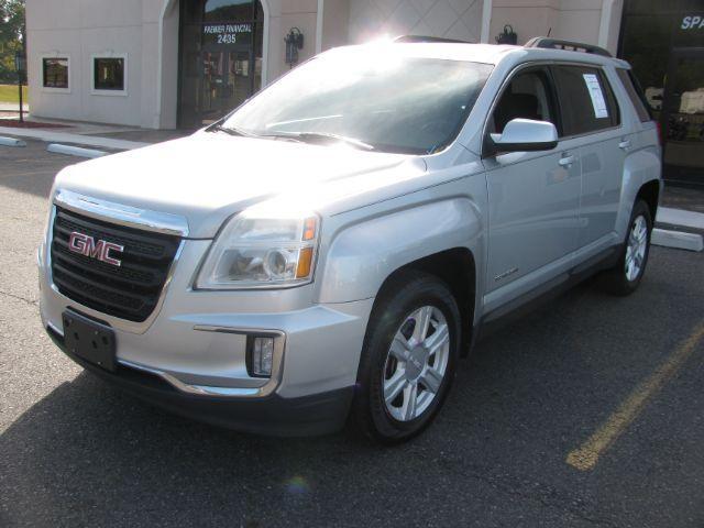 2016 Silver GMC Terrain SLE2 FWD (2GKALNEK4G6) with an 2.4L L4 DOHC 16V engine, 6-Speed Automatic transmission, located at 2443 Albert Pike, Hot Springs, AR, 71913, (501) 623-6255, 34.492222, -93.109993 - Photo#0