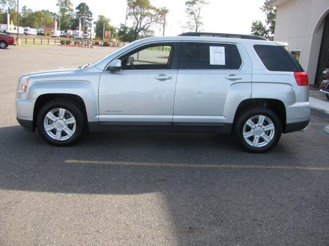 2016 Silver GMC Terrain SLE2 FWD (2GKALNEK4G6) with an 2.4L L4 DOHC 16V engine, 6-Speed Automatic transmission, located at 2443 Albert Pike, Hot Springs, AR, 71913, (501) 623-6255, 34.492222, -93.109993 - Photo#1