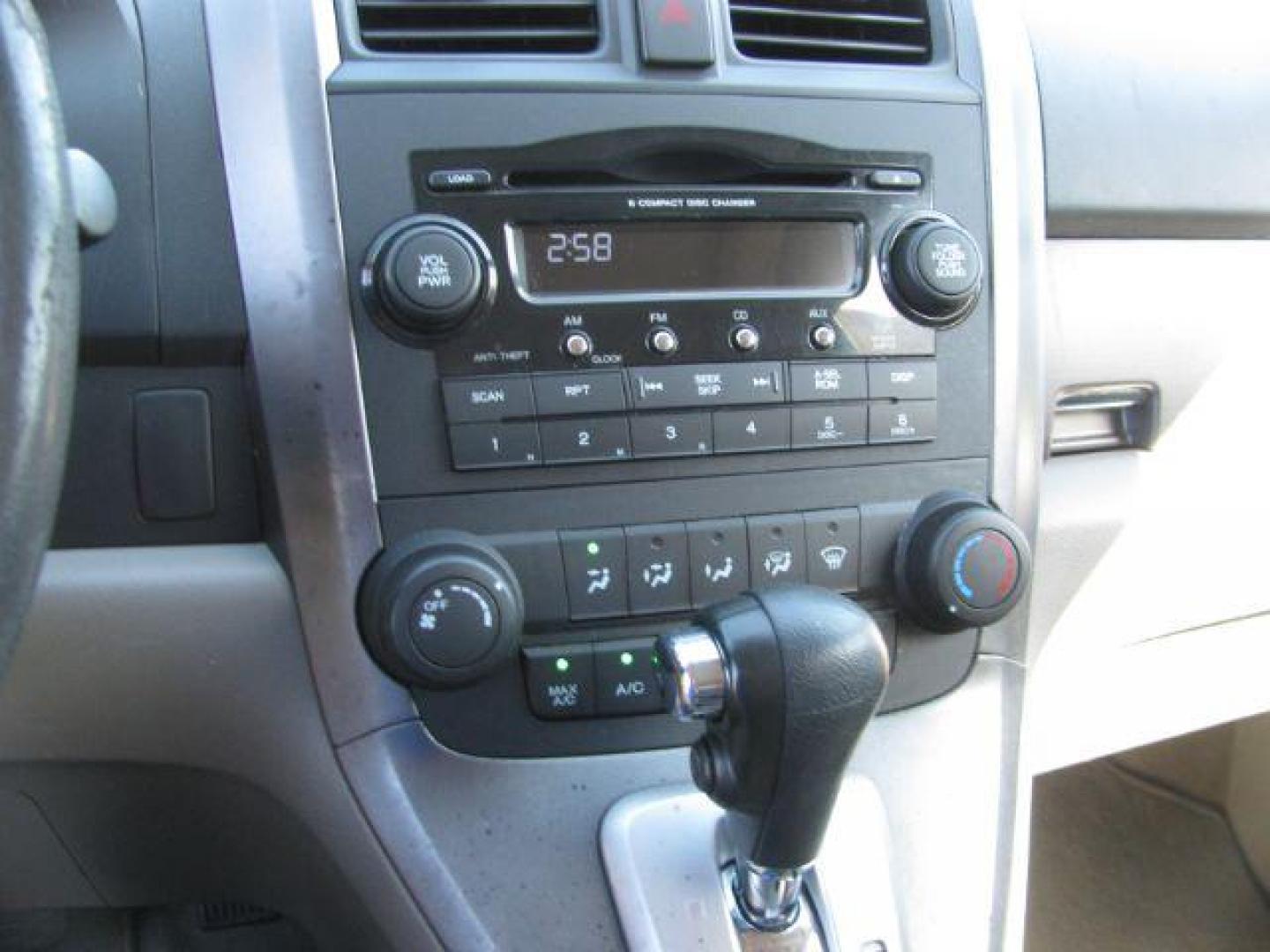 2008 Blue Honda CR-V EX 2WD AT (JHLRE38568C) with an 2.4L L4 DOHC 16V engine, 5-Speed Automatic transmission, located at 2443 Albert Pike, Hot Springs, AR, 71913, (501) 623-6255, 34.492222, -93.109993 - Photo#9