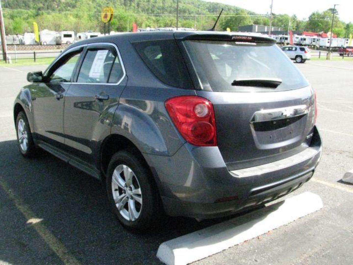 2013 Blue Chevrolet Equinox LS 2WD (2GNALBEK7D6) with an 2.4L L4 DOHC 16V engine, 6-Speed Automatic transmission, located at 2443 Albert Pike, Hot Springs, AR, 71913, (501) 623-6255, 34.492222, -93.109993- Photo#3