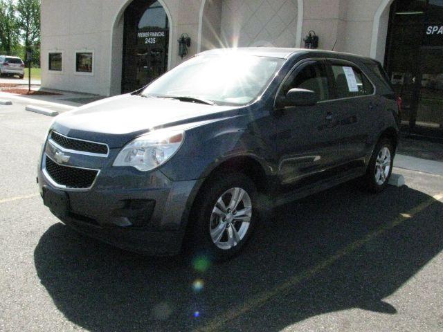 2013 Blue Chevrolet Equinox LS 2WD (2GNALBEK7D6) with an 2.4L L4 DOHC 16V engine, 6-Speed Automatic transmission, located at 2443 Albert Pike, Hot Springs, AR, 71913, (501) 623-6255, 34.492222, -93.109993 - Photo#5