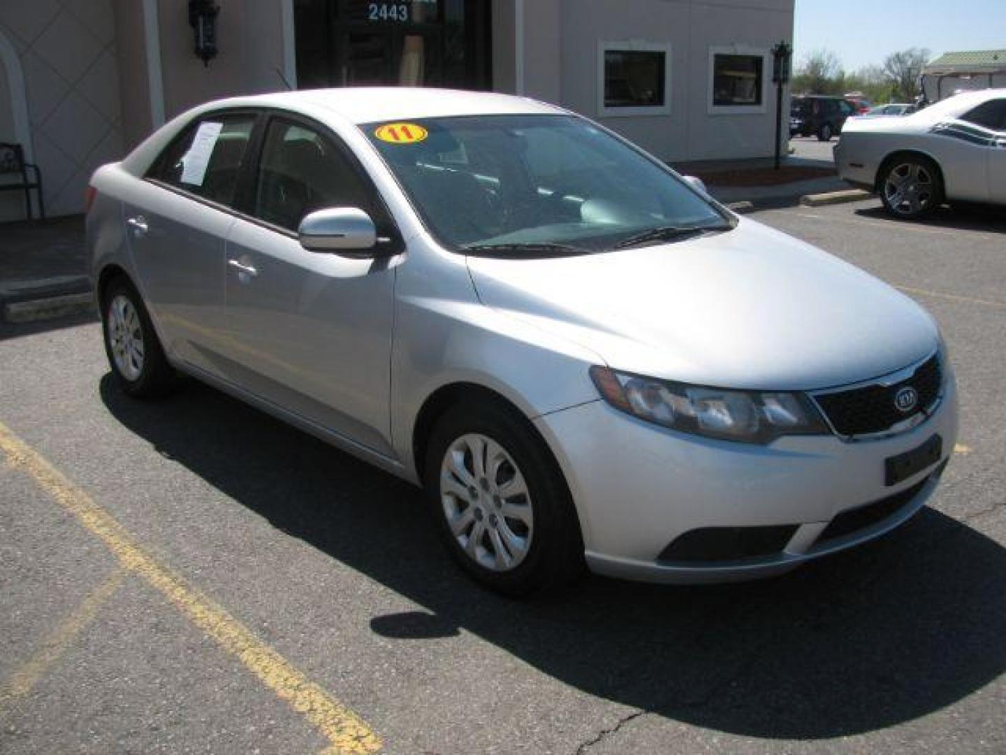 2011 Silver Kia Forte EX (KNAFU4A20B5) with an 2.0L L4 DOHC 16V engine, located at 2443 Albert Pike, Hot Springs, AR, 71913, (501) 623-6255, 34.492222, -93.109993 - Photo#5