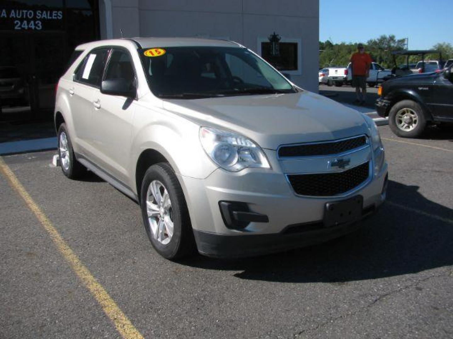 2015 Tan Chevrolet Equinox LS 2WD (2GNALAEK6F6) with an 2.4L L4 DOHC 16V FFV engine, 6-Speed Automatic transmission, located at 2443 Albert Pike, Hot Springs, AR, 71913, (501) 623-6255, 34.492222, -93.109993 - Photo#0