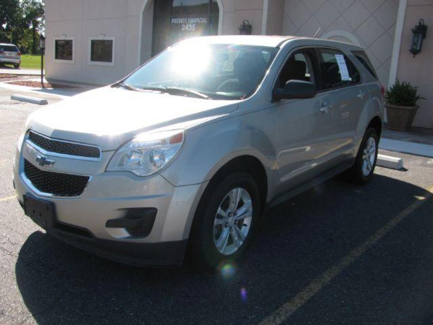 2015 Tan Chevrolet Equinox LS 2WD (2GNALAEK6F6) with an 2.4L L4 DOHC 16V FFV engine, 6-Speed Automatic transmission, located at 2443 Albert Pike, Hot Springs, AR, 71913, (501) 623-6255, 34.492222, -93.109993 - Photo#5