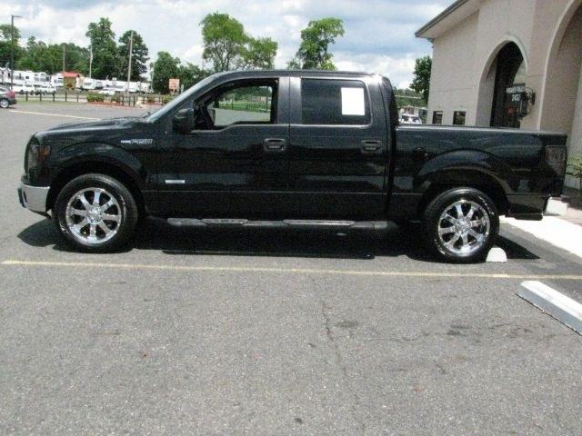 2012 Black Ford F-150 XLT SuperCrew 6.5-ft. Bed 2WD (1FTFW1CT5CK) with an 3.5L V6 TURBO engine, 6-Speed Automatic transmission, located at 2443 Albert Pike, Hot Springs, AR, 71913, (501) 623-6255, 34.492222, -93.109993- Photo#1