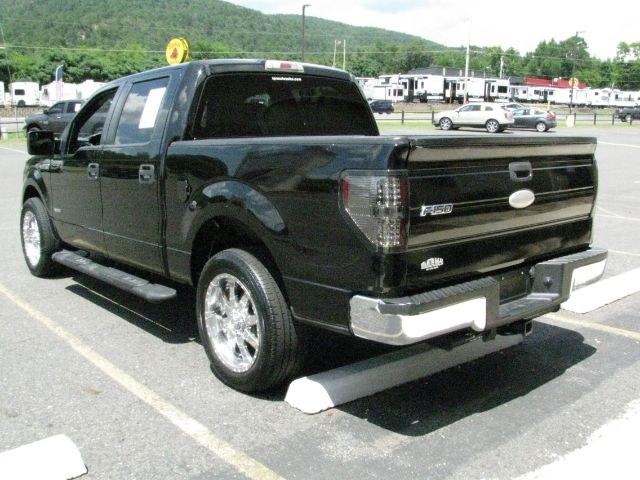 2012 Black Ford F-150 XLT SuperCrew 6.5-ft. Bed 2WD (1FTFW1CT5CK) with an 3.5L V6 TURBO engine, 6-Speed Automatic transmission, located at 2443 Albert Pike, Hot Springs, AR, 71913, (501) 623-6255, 34.492222, -93.109993- Photo#2