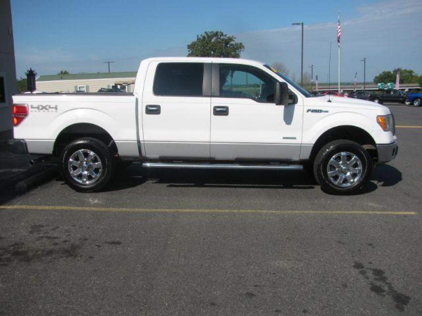 2011 White Ford F-150 CREW CAB PICKUP 4-DR (1FTFW1ET6BK) with an 3.5L V6 TURBO engine, 6-Speed Automatic transmission, located at 2443 Albert Pike, Hot Springs, AR, 71913, (501) 623-6255, 34.492222, -93.109993 - Photo#1