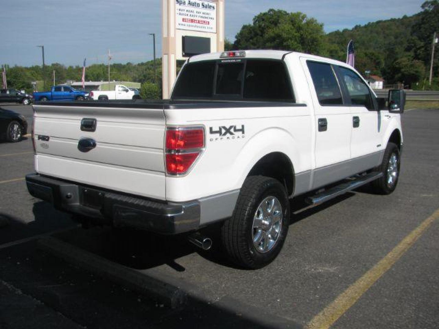 2011 White Ford F-150 CREW CAB PICKUP 4-DR (1FTFW1ET6BK) with an 3.5L V6 TURBO engine, 6-Speed Automatic transmission, located at 2443 Albert Pike, Hot Springs, AR, 71913, (501) 623-6255, 34.492222, -93.109993 - Photo#2