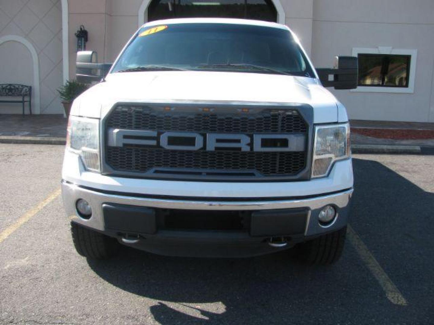2011 White Ford F-150 CREW CAB PICKUP 4-DR (1FTFW1ET6BK) with an 3.5L V6 TURBO engine, 6-Speed Automatic transmission, located at 2443 Albert Pike, Hot Springs, AR, 71913, (501) 623-6255, 34.492222, -93.109993 - Photo#6