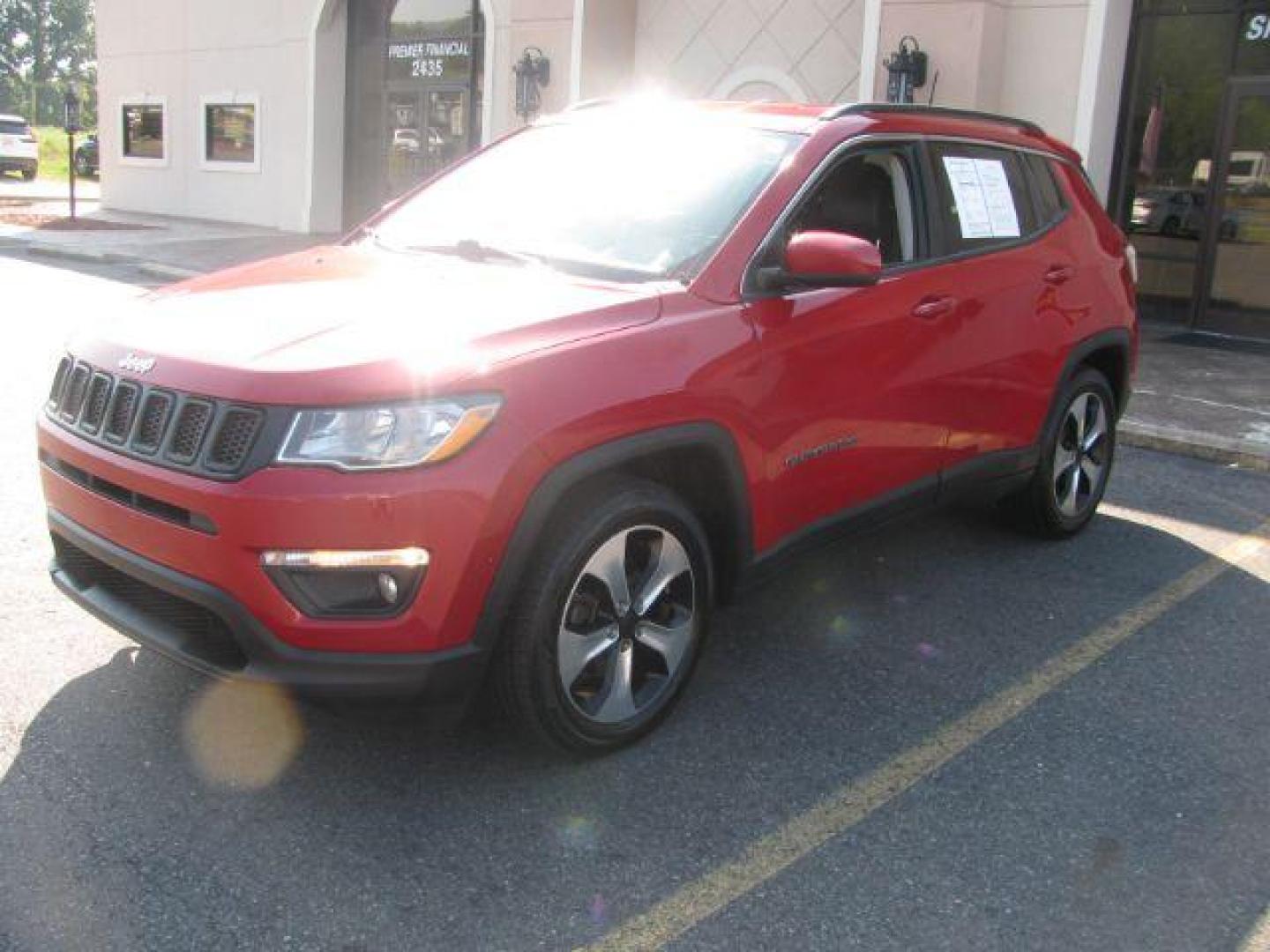2017 Red Jeep Compass Sport FWD (3C4NJCBB0HT) with an 2.4L L4 DOHC 16V engine, located at 2443 Albert Pike, Hot Springs, AR, 71913, (501) 623-6255, 34.492222, -93.109993 - LISTED FEATURES MAY BE OPTIONAL AND NOT INCLUDED ON THIS VEHICLE!!! - Photo#5