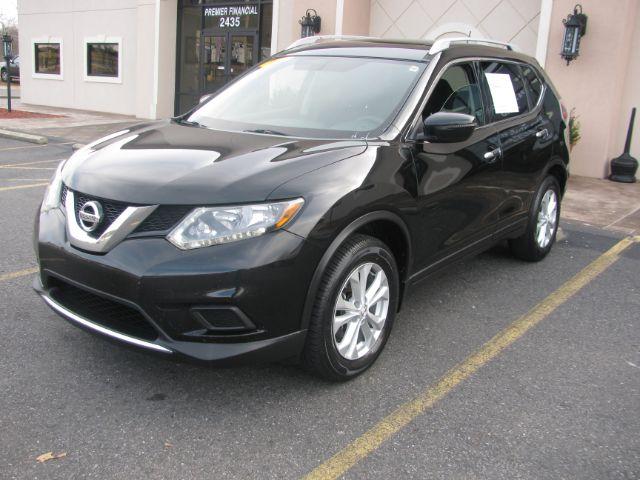 photo of 2016 Nissan Rogue