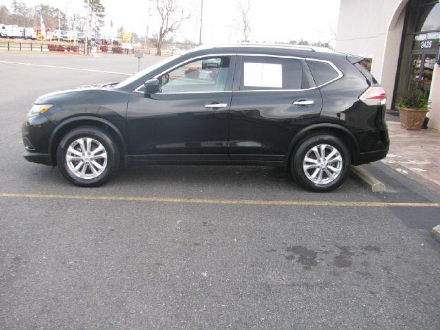 2016 Black Nissan Rogue S 2WD (5N1AT2MT7GC) with an 2.5L L4 DOHC 16V engine, Continuously Variable Transmission transmission, located at 2443 Albert Pike, Hot Springs, AR, 71913, (501) 623-6255, 34.492222, -93.109993 - LISTED FEATURES MAY BE OPTIONAL AND NOT INCLUDED ON THIS VEHICLE!!! - Photo#1