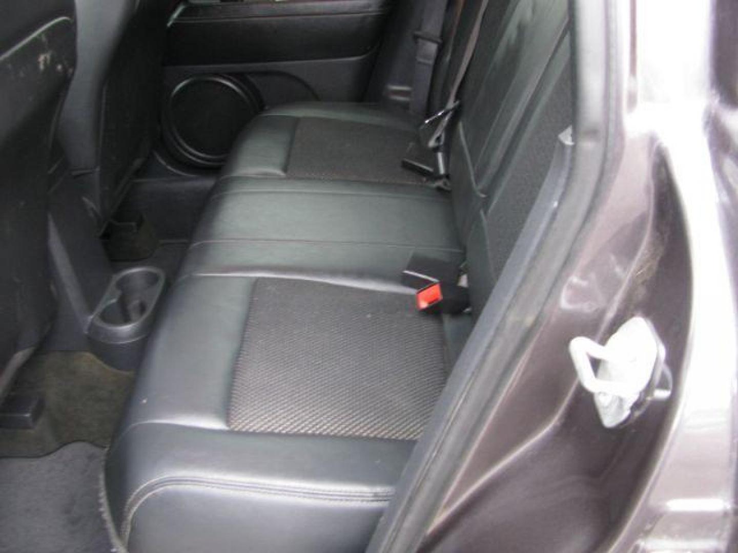 2016 Gray Jeep Compass Latitude FWD (1C4NJCEA1GD) with an 2.0L L4 DOHC 16V engine, Continuously Variable Transmission transmission, located at 2443 Albert Pike, Hot Springs, AR, 71913, (501) 623-6255, 34.492222, -93.109993 - LISTED FEATURES MAY BE OPTIONAL AND NOT INCLUDED ON THIS VEHICLE!!! - Photo#7