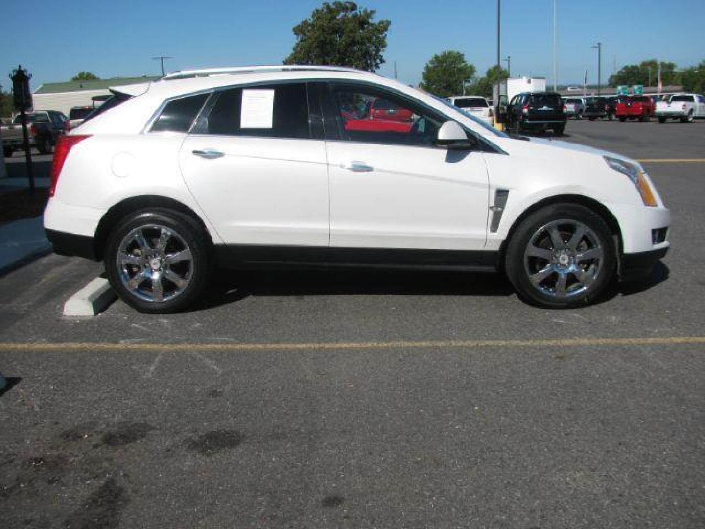2012 White Cadillac SRX Performance (3GYFNBE32CS) with an 3.6L V6 DOHC 24V FFV engine, 6-Speed Automatic transmission, located at 2443 Albert Pike, Hot Springs, AR, 71913, (501) 623-6255, 34.492222, -93.109993 - LISTED FEATURES MAY BE OPTIONAL AND NOT INCLUDED ON THIS VEHICLE!!!- Photo#1