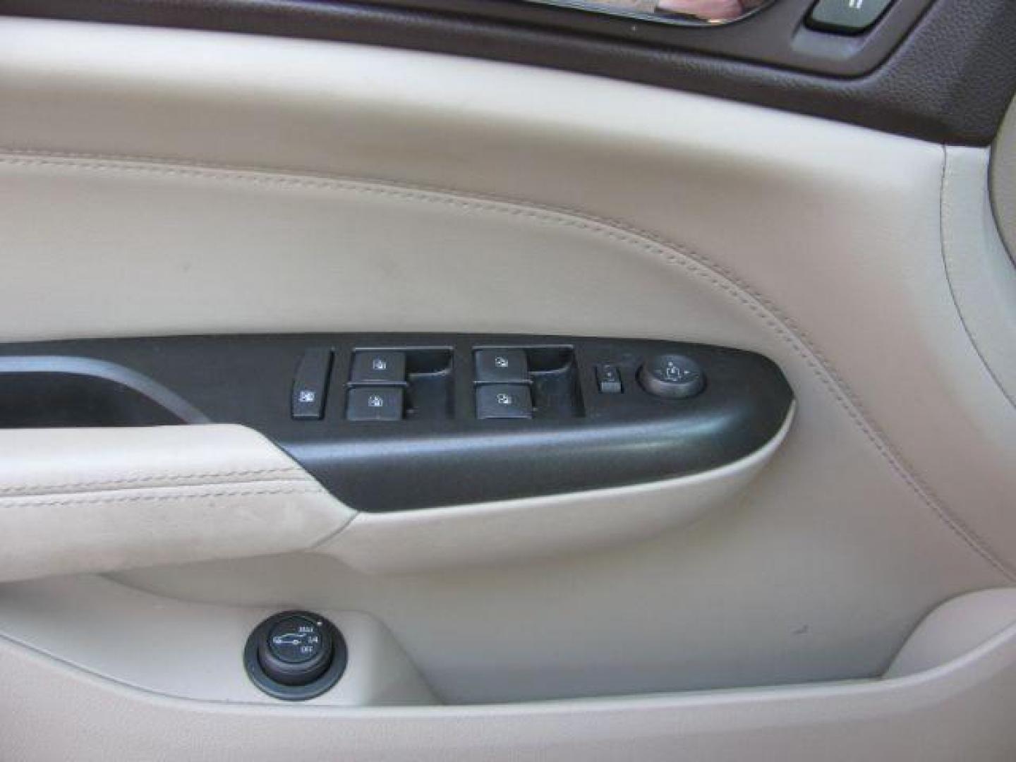 2012 White Cadillac SRX Performance (3GYFNBE32CS) with an 3.6L V6 DOHC 24V FFV engine, 6-Speed Automatic transmission, located at 2443 Albert Pike, Hot Springs, AR, 71913, (501) 623-6255, 34.492222, -93.109993 - LISTED FEATURES MAY BE OPTIONAL AND NOT INCLUDED ON THIS VEHICLE!!!- Photo#10