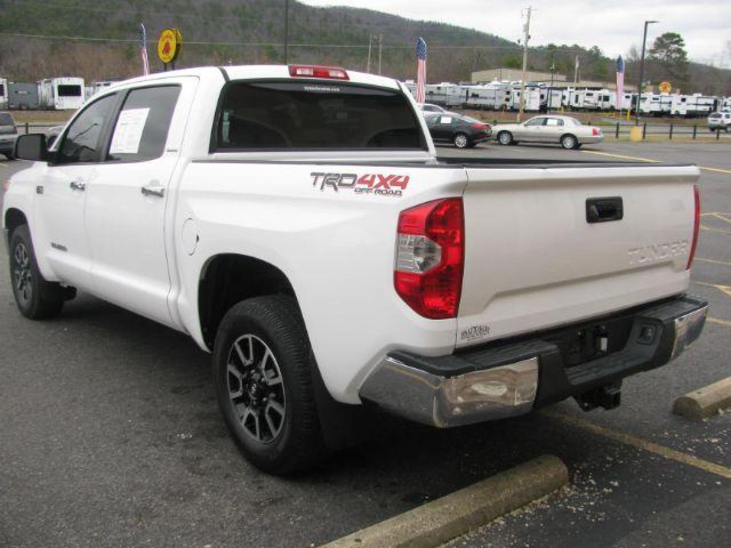 2014 White Toyota Tundra Limited 5.7L FFV CrewMax 4WD (5TFHW5F13EX) with an 5.7L V8 DOHC 32V FFV engine, 6-Speed Automatic transmission, located at 2443 Albert Pike, Hot Springs, AR, 71913, (501) 623-6255, 34.492222, -93.109993 - LISTED FEATURES MAY BE OPTIONAL AND NOT INCLUDED ON THIS VEHICLE!!! - Photo#2