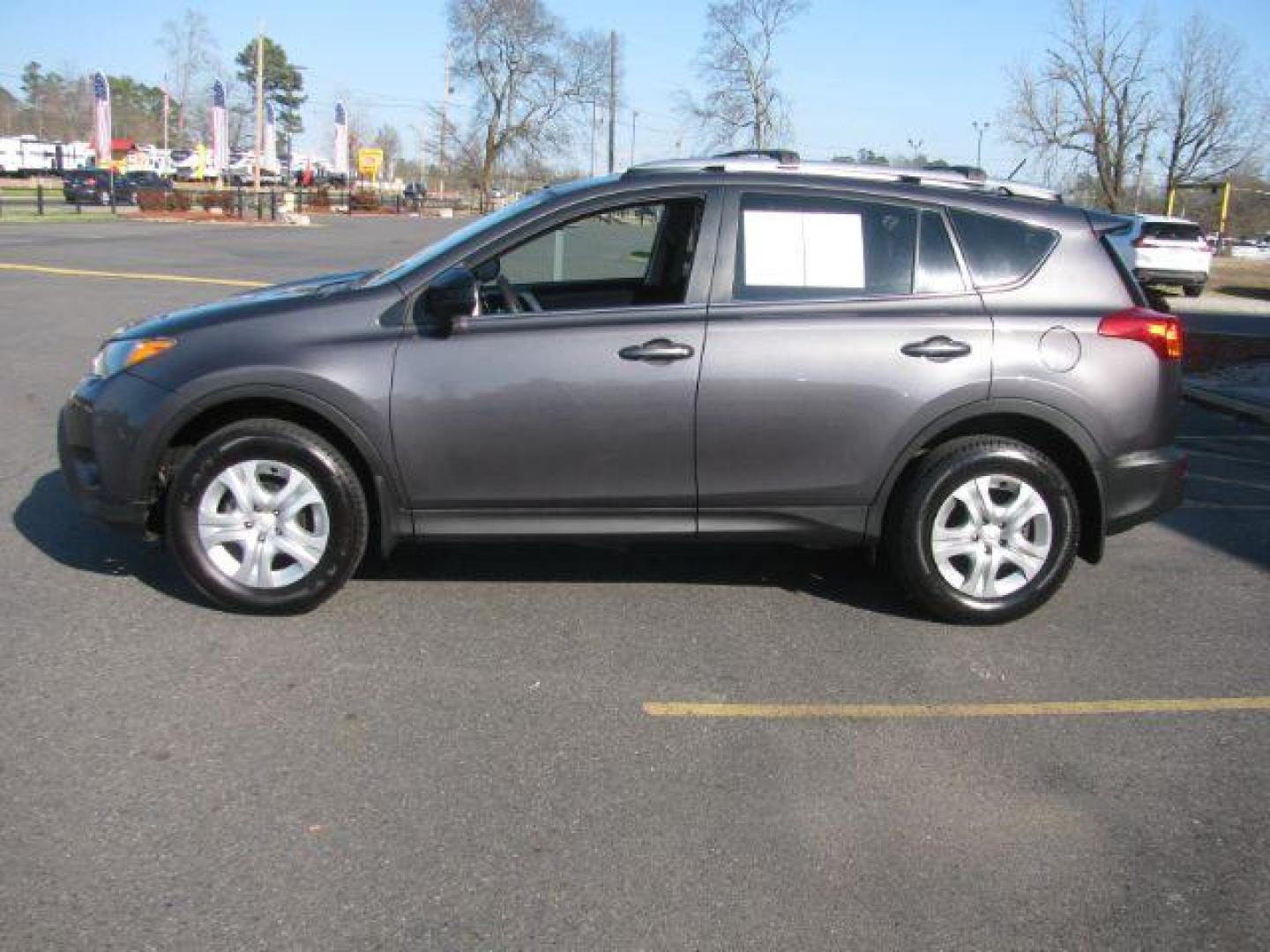 2015 Gray Toyota RAV4 SPORT UTILITY 4-DR (2T3ZFREV7FW) with an 2.5L L4 DOHC 16V engine, 6-Speed Automatic transmission, located at 2443 Albert Pike, Hot Springs, AR, 71913, (501) 623-6255, 34.492222, -93.109993 - LISTED FEATURES MAY BE OPTIONAL AND NOT INCLUDED ON THIS VEHICLE!!! - Photo#1