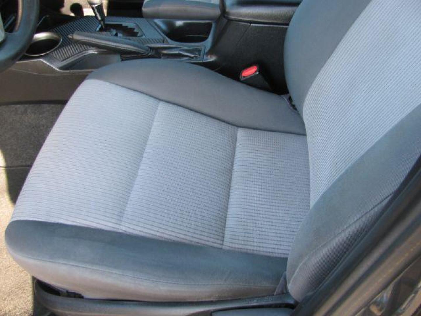 2015 Gray Toyota RAV4 SPORT UTILITY 4-DR (2T3ZFREV7FW) with an 2.5L L4 DOHC 16V engine, 6-Speed Automatic transmission, located at 2443 Albert Pike, Hot Springs, AR, 71913, (501) 623-6255, 34.492222, -93.109993 - LISTED FEATURES MAY BE OPTIONAL AND NOT INCLUDED ON THIS VEHICLE!!! - Photo#8