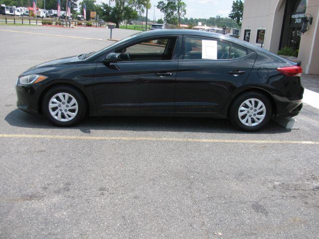 2018 Black Hyundai Elantra SE 6AT (5NPD74LF0JH) with an 1.8L L4 DOHC 16V engine, 6-Speed Automatic transmission, located at 2443 Albert Pike, Hot Springs, AR, 71913, (501) 623-6255, 34.492222, -93.109993 - All listed features may not be available!!!! - Photo#1