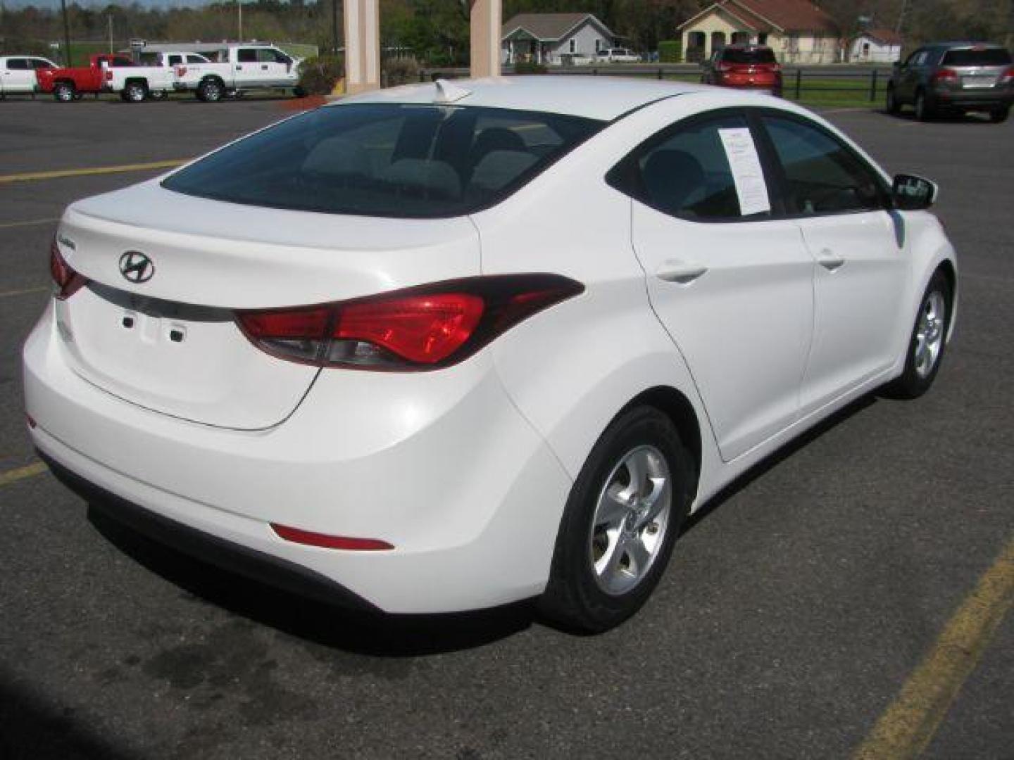 2014 White Hyundai Elantra GLS A/T (5NPDH4AE3EH) with an 1.8L L4 DOHC 16V engine, 6-Speed Automatic transmission, located at 2443 Albert Pike, Hot Springs, AR, 71913, (501) 623-6255, 34.492222, -93.109993 - LISTED FEATURES MAY BE OPTIONAL AND NOT INCLUDED ON THIS VEHICLE!!! - Photo#2