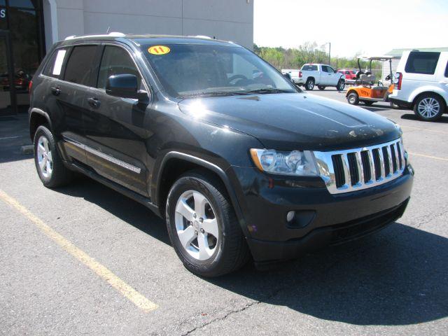 photo of 2011 Jeep Grand Cherokee