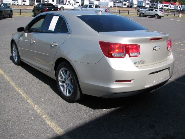 2015 Tan Chevrolet Malibu 1LT (1G11C5SL3FF) with an 2.5L L4 DOHC 16V engine, 6-Speed Automatic transmission, located at 2443 Albert Pike, Hot Springs, AR, 71913, (501) 623-6255, 34.492222, -93.109993 - ALL LISTED FEATURES MAY NOT BE INCLUDED!!!!!- Photo#3