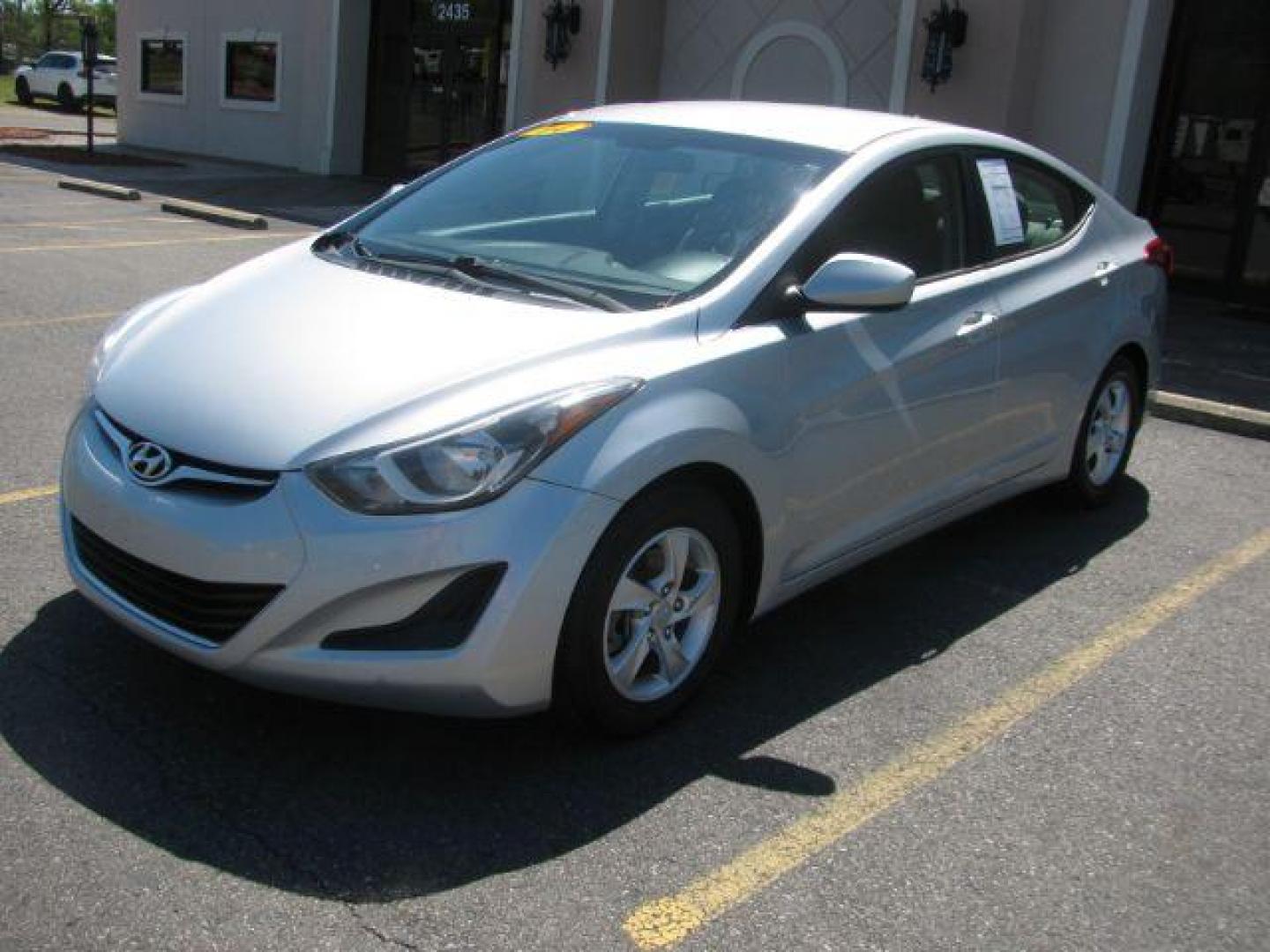 2014 Silver Hyundai Elantra GLS A/T (5NPDH4AE8EH) with an 1.8L L4 DOHC 16V engine, 6-Speed Automatic transmission, located at 2443 Albert Pike, Hot Springs, AR, 71913, (501) 623-6255, 34.492222, -93.109993 - All listed features may not be available!!!! - Photo#6