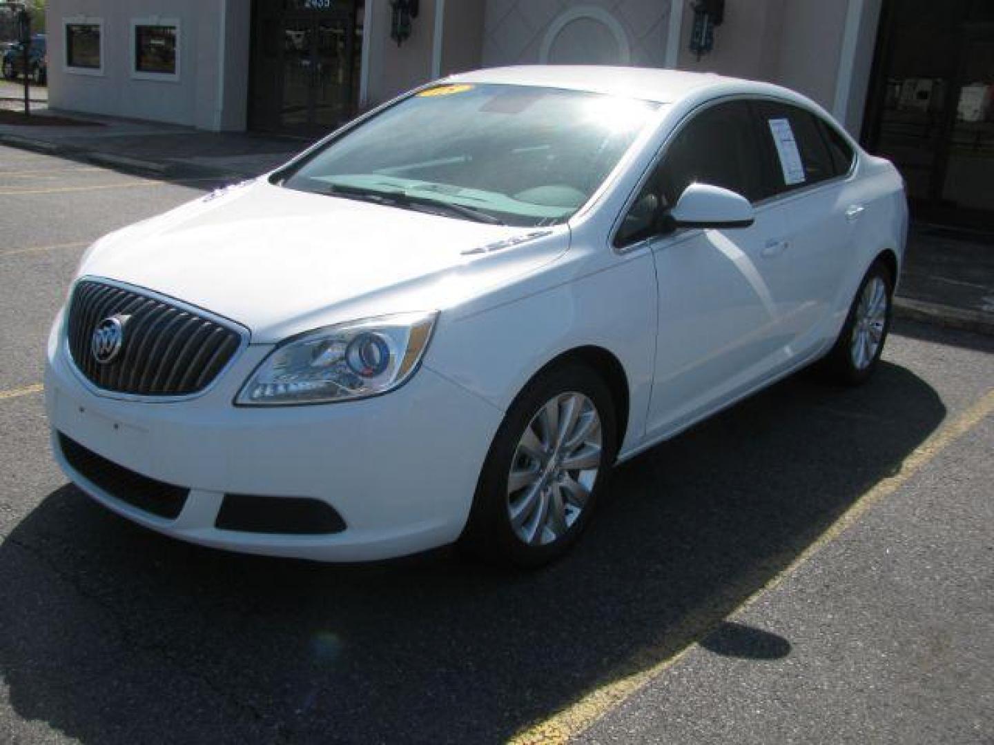 2015 White Buick Verano Base (1G4PP5SK7F4) with an 2.4L L4 DOHC 16V FFV engine, 6-Speed Automatic transmission, located at 2443 Albert Pike, Hot Springs, AR, 71913, (501) 623-6255, 34.492222, -93.109993 - Photo#5
