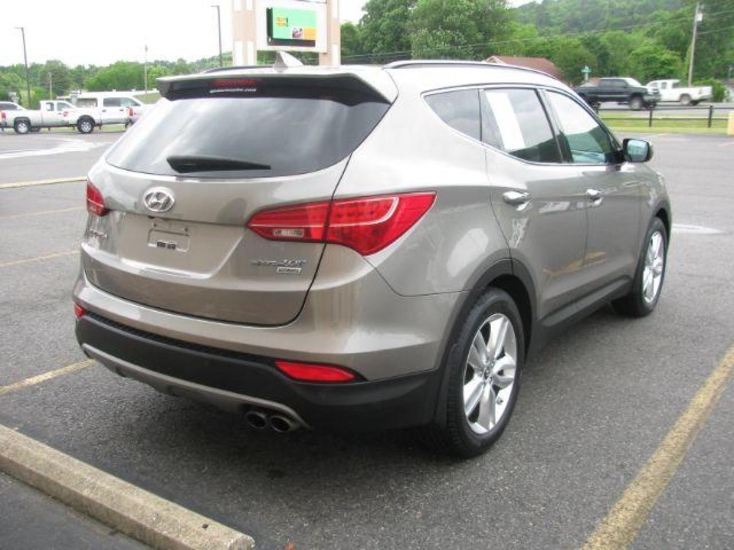 2015 Gray Hyundai Santa Fe Sport 2.0T FWD (5XYZW4LA8FG) with an 2.0L L4 DOHC 16V TURBO engine, 6-Speed Automatic transmission, located at 2443 Albert Pike, Hot Springs, AR, 71913, (501) 623-6255, 34.492222, -93.109993 - ALL LISTED FEATURES MAY NOT BE AVAILABLE!!!! - Photo#3