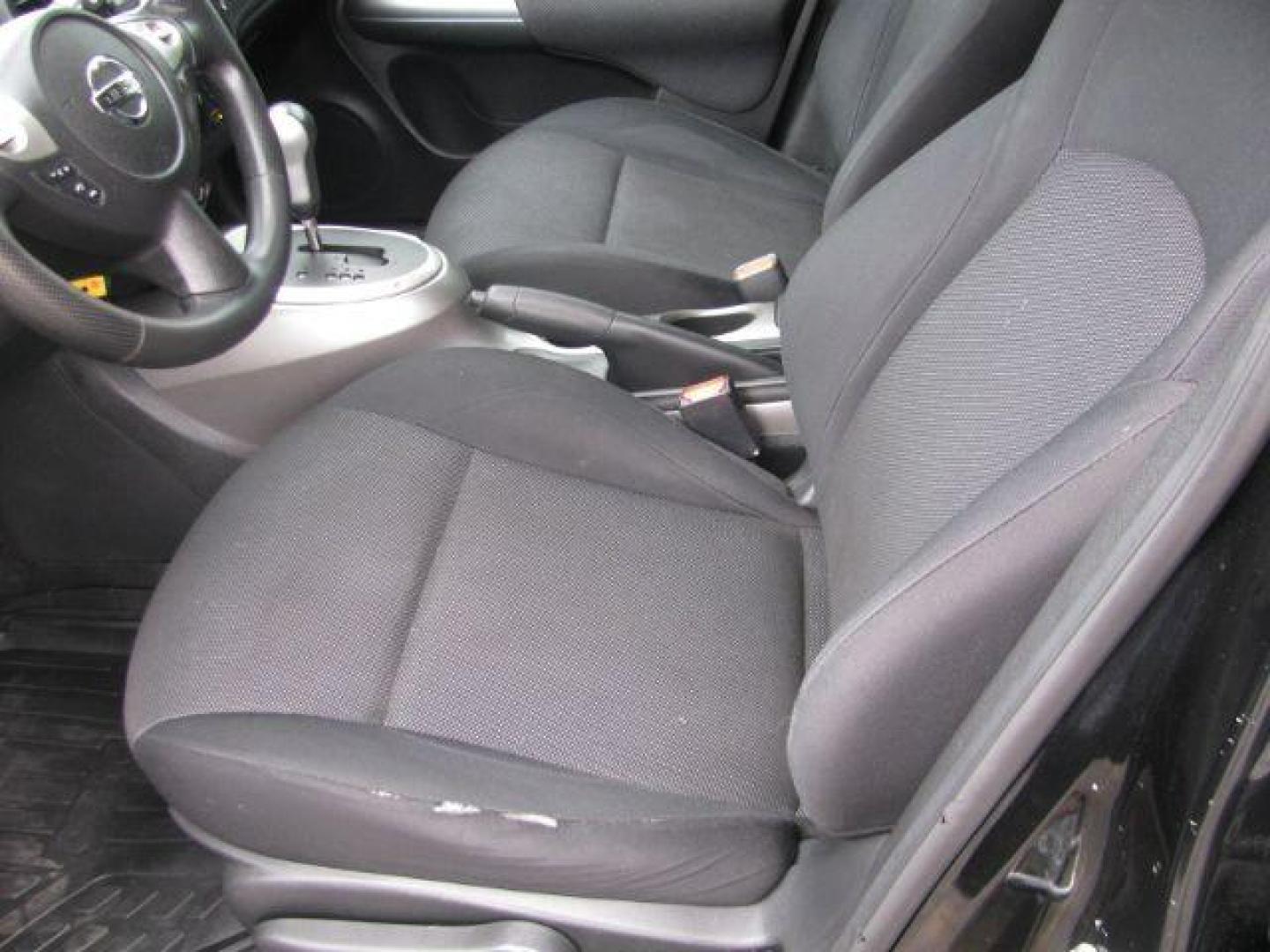 2014 Black Nissan Juke SL AWD (JN8AF5MV0ET) with an 1.6L L4 DOHC 16V engine, Continuously Variable Transmission transmission, located at 2443 Albert Pike, Hot Springs, AR, 71913, (501) 623-6255, 34.492222, -93.109993 - ALL LISTED FEATURES MAY NOT BE AVAILABLE!!!! - Photo#8