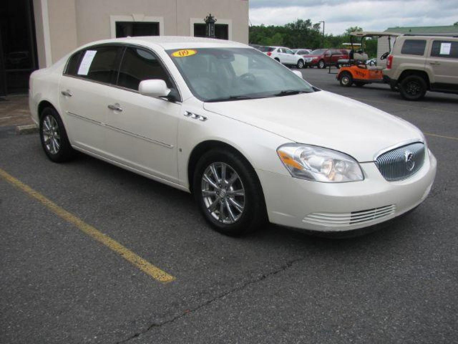 2009 White Buick Lucerne CXL1 (1G4HD57M49U) with an 3.9L V6 OHV 12V engine, 4-Speed Automatic transmission, located at 2443 Albert Pike, Hot Springs, AR, 71913, (501) 623-6255, 34.492222, -93.109993 - ALL LISTED FEATURES MAY NOT BE AVAILABLE!!!! - Photo #5