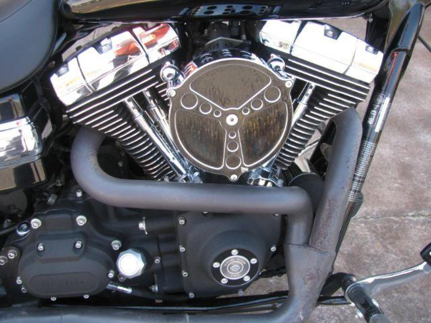 2010 Black Harley-Davidson FXDWG Wide Glide - (1HD1GP414AC) with an 1584CC engine, located at 2443 Albert Pike, Hot Springs, AR, 71913, (501) 623-6255, 34.492222, -93.109993 - Photo#3