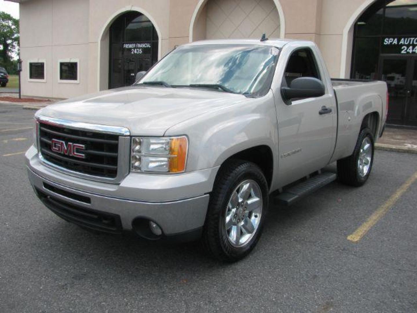 2009 Gray GMC Sierra 1500 Work Truck Std. Box 2WD (1GTEC14XX9Z) with an 4.3L V6 OHV 12V engine, 4-Speed Automatic transmission, located at 2443 Albert Pike, Hot Springs, AR, 71913, (501) 623-6255, 34.492222, -93.109993 - Photo#0